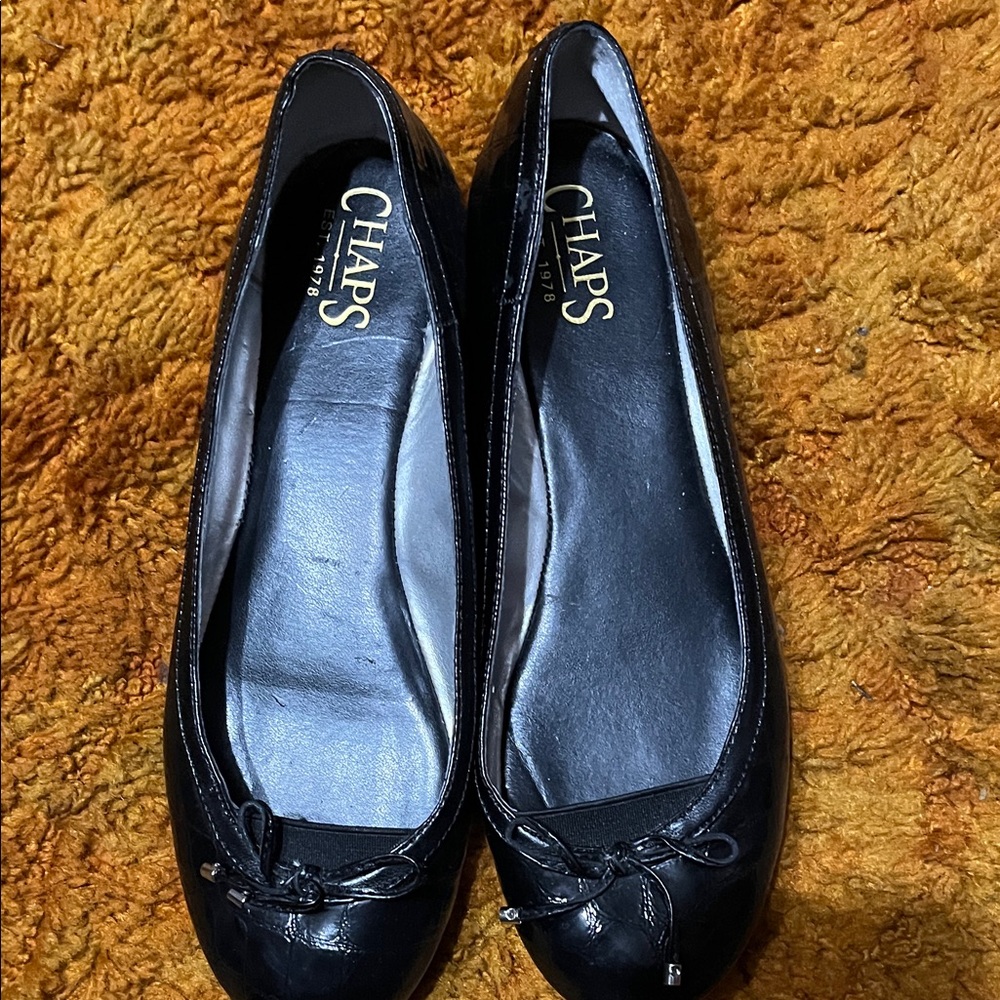 Chaps Women's Black Bow Flats
